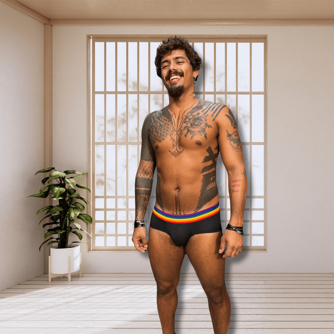 Cueca Preta line Pride