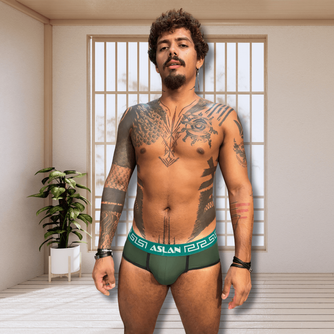 Cueca Verde Dryfit line preto