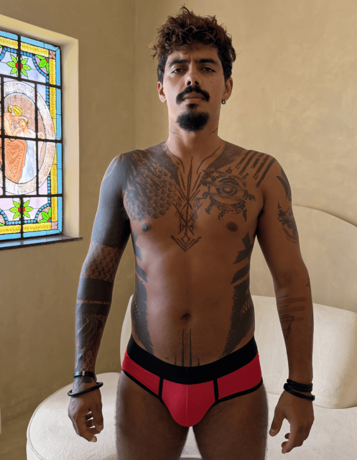 Cueca Vermelha DRYFIT line Black