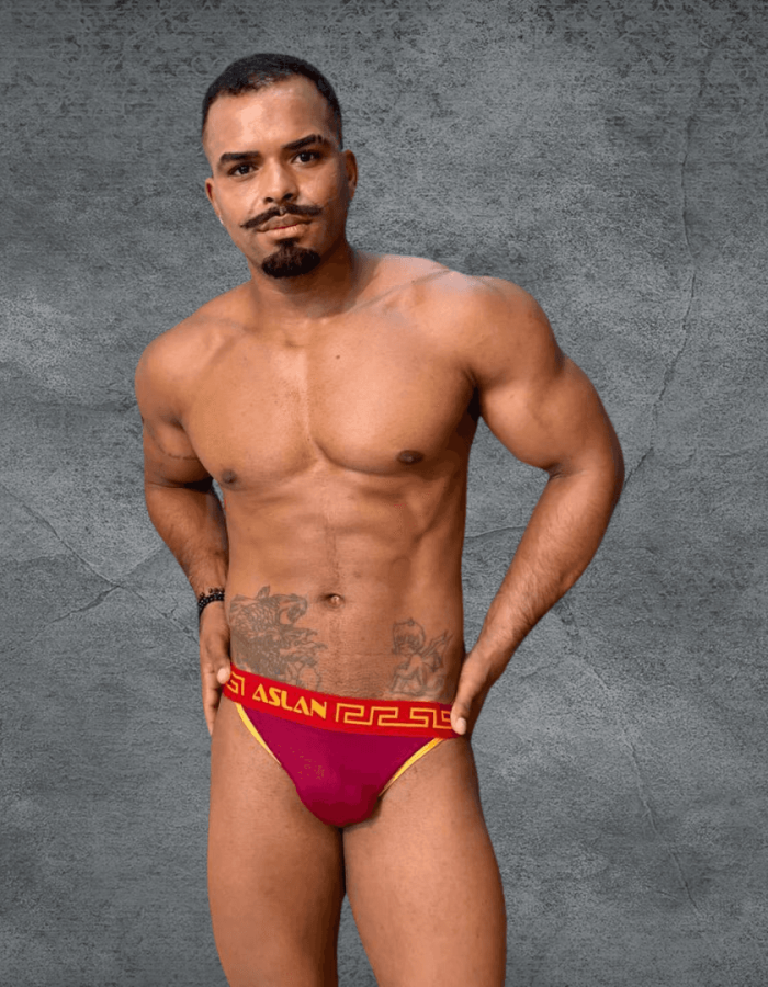 Tanga bordo line dourado